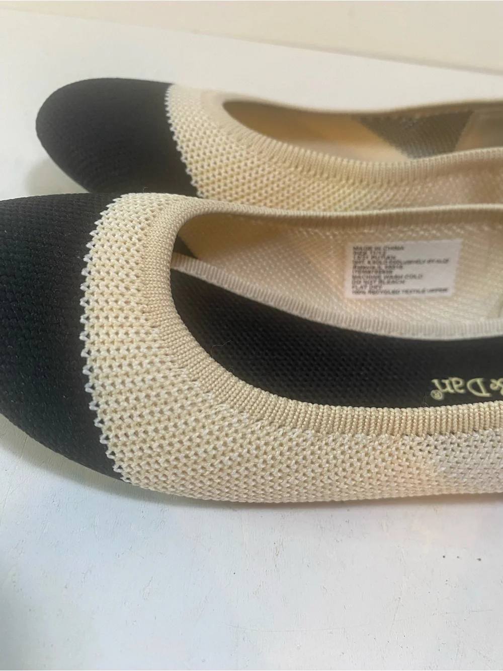 Lily And Dan Black & Ivory Woven Cat Detail Flats Size 11/12